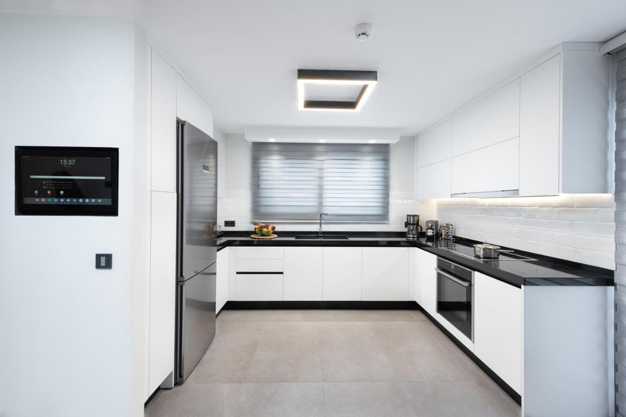 Aurum Villas 이알리소스 외부 사진