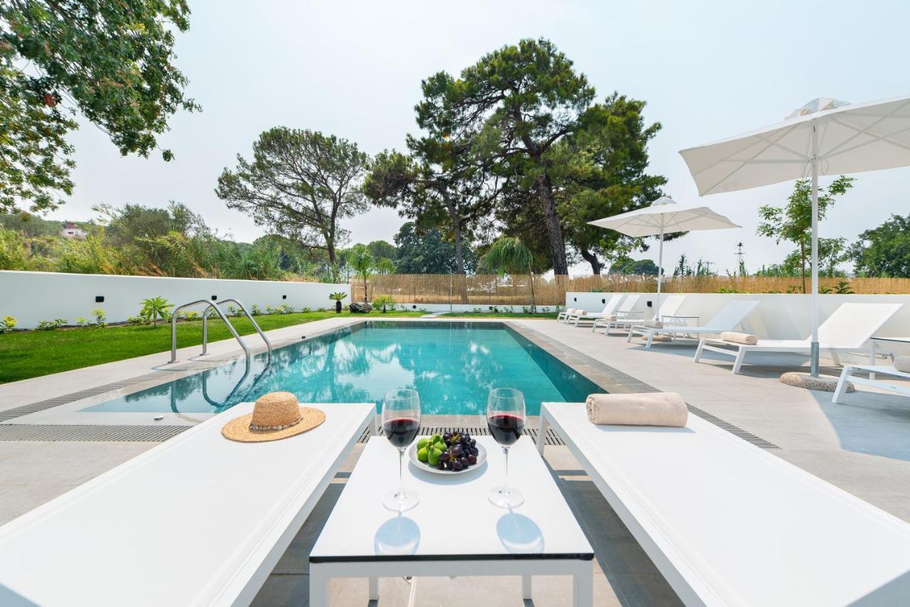 Aurum Villas 이알리소스 외부 사진
